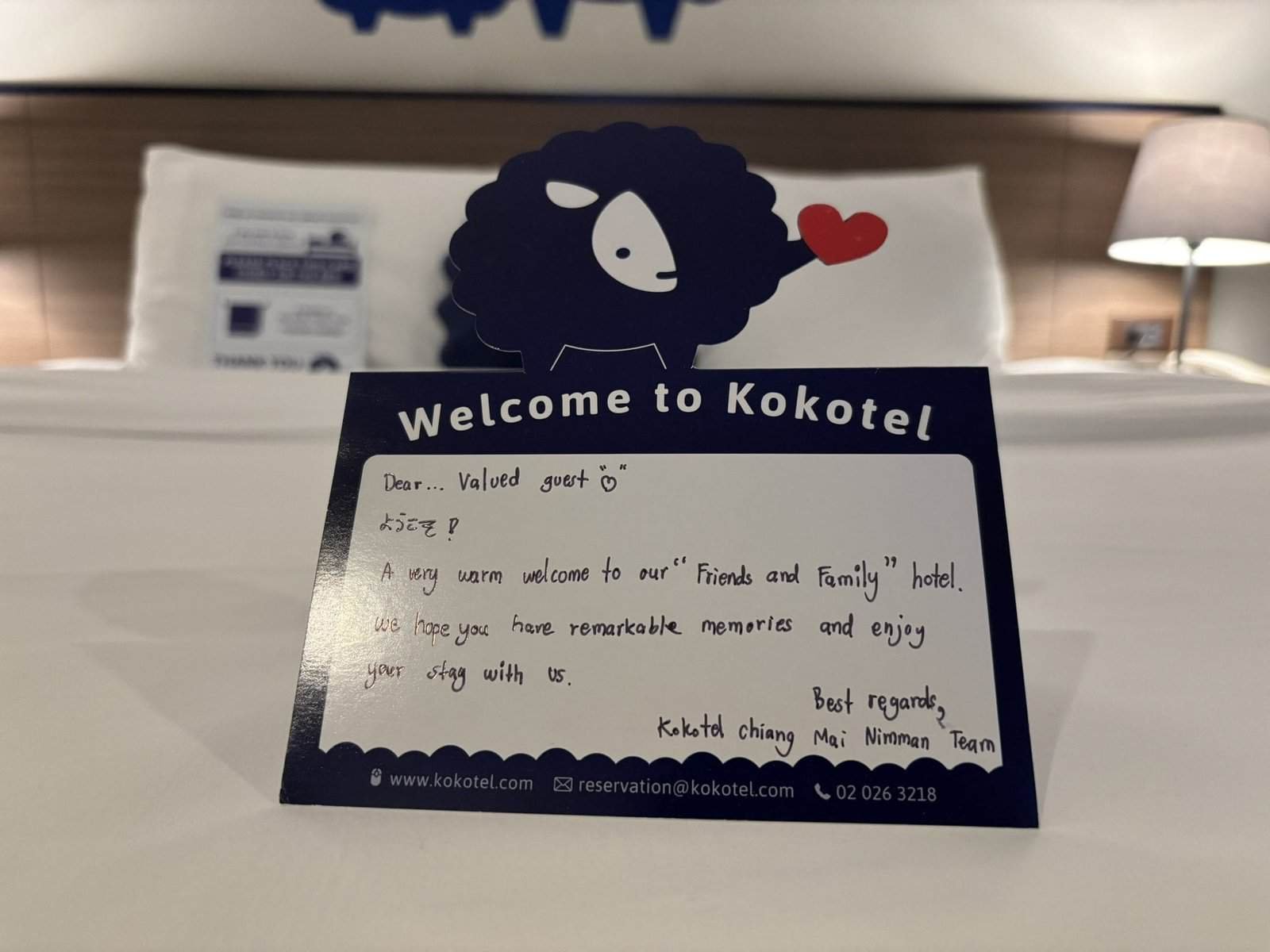 Kokotel Chiang Mai Nimman bed and room furnishings