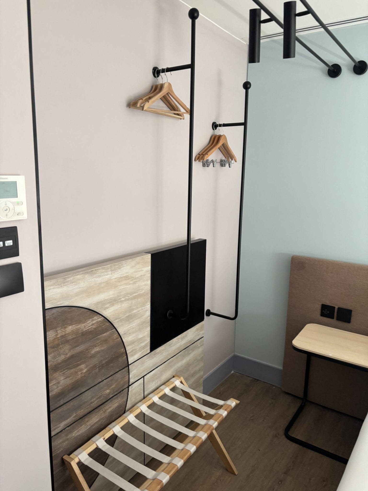 Travelodge Nimman Chiang Mai review - room interior