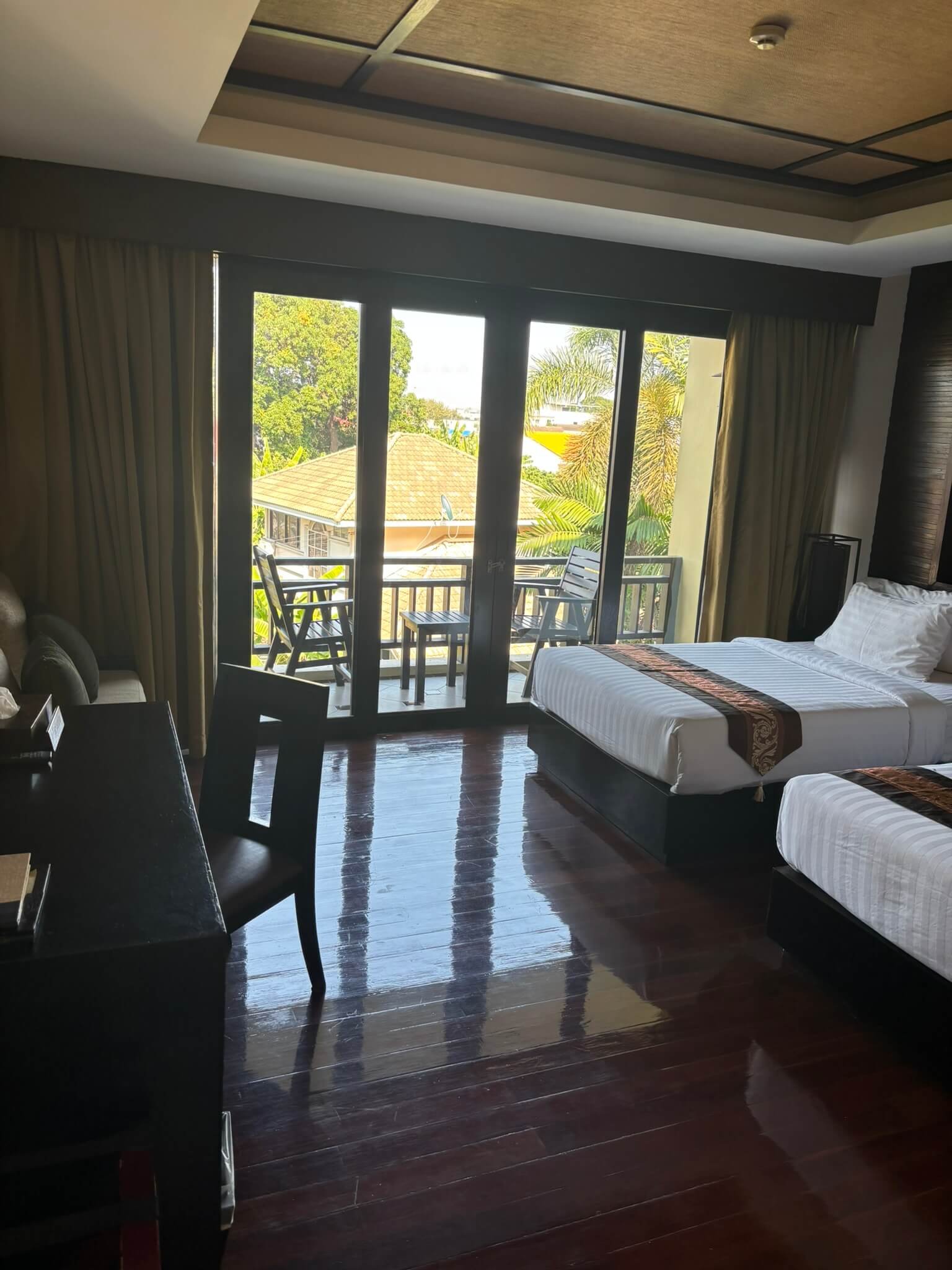 Yodia Heritage Hotel twin room with classic Thai decor