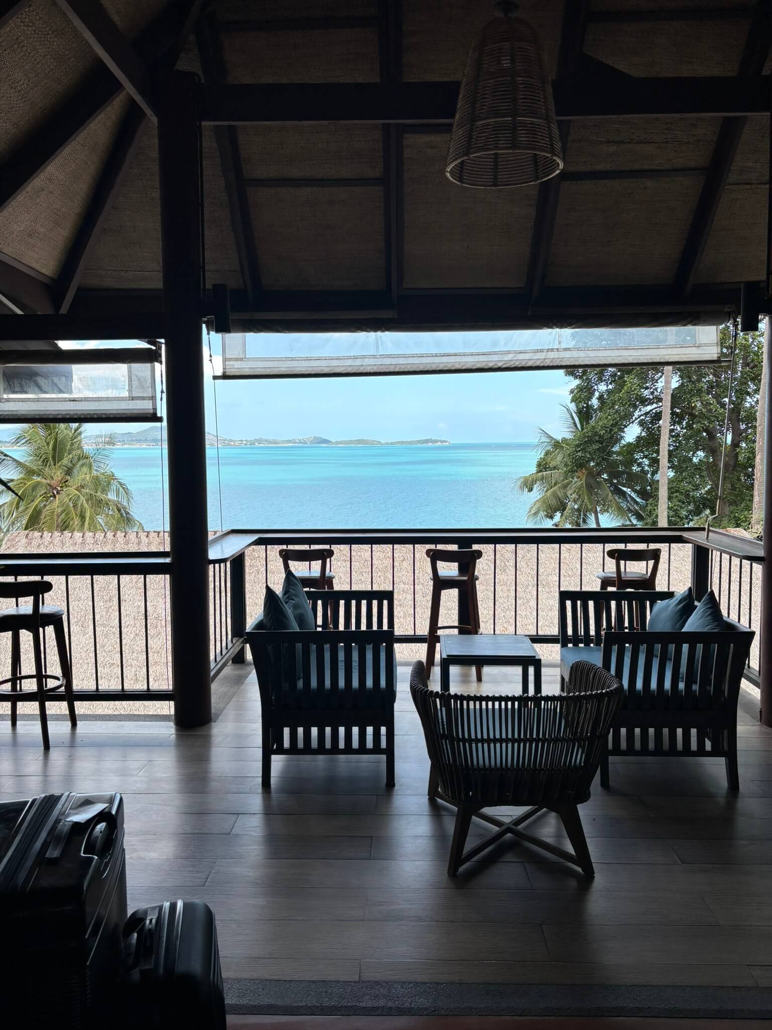 Lobby entrance at Coral Cliff Beach Resort Koh Samui