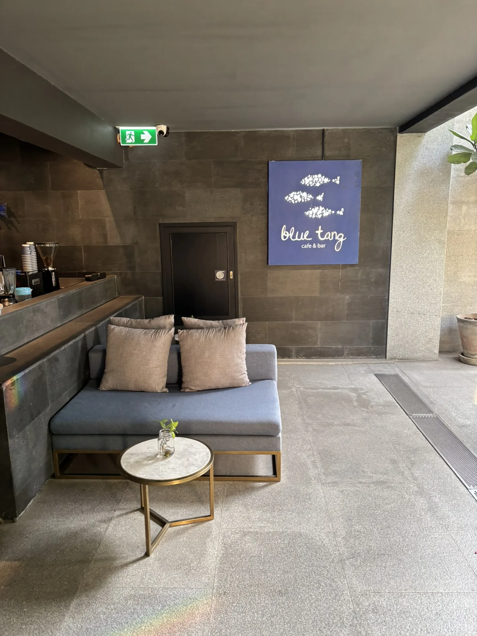 Blue Tang cafe and bar seating at Ana Anan Pattaya