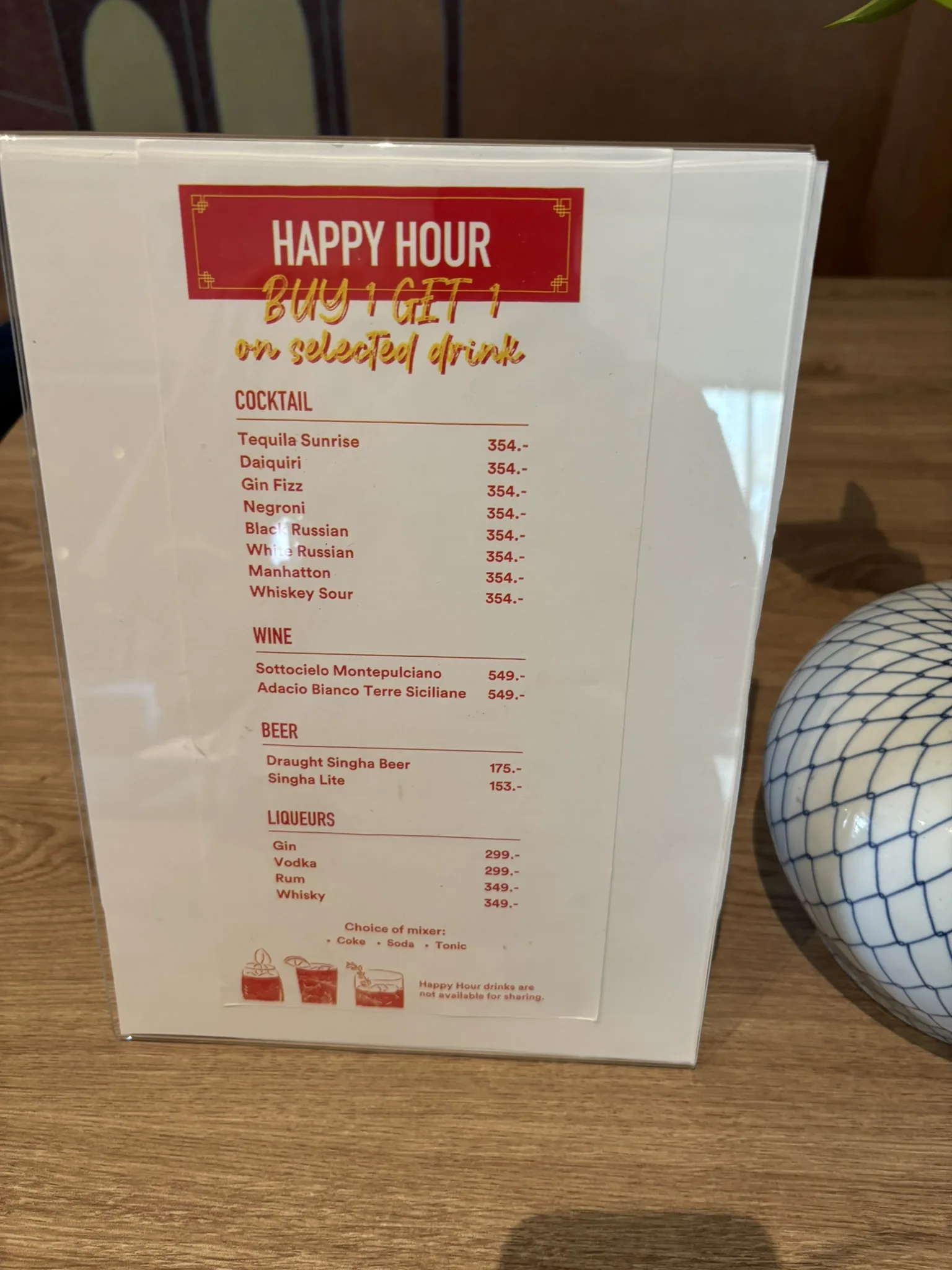 Bar area at ASAI Bangkok Chinatown hotel