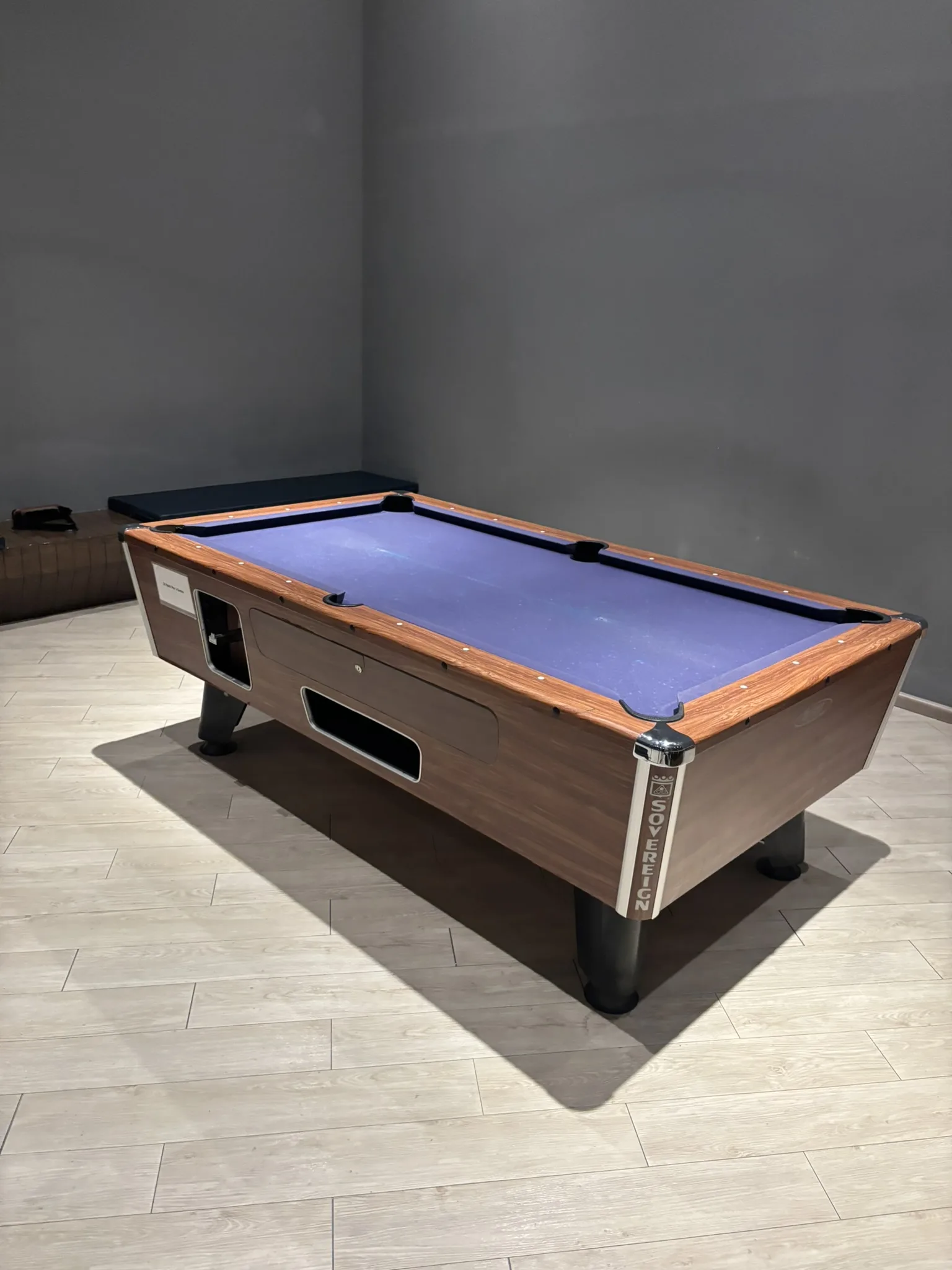 Snooker table at Brighton Hotel Pattaya