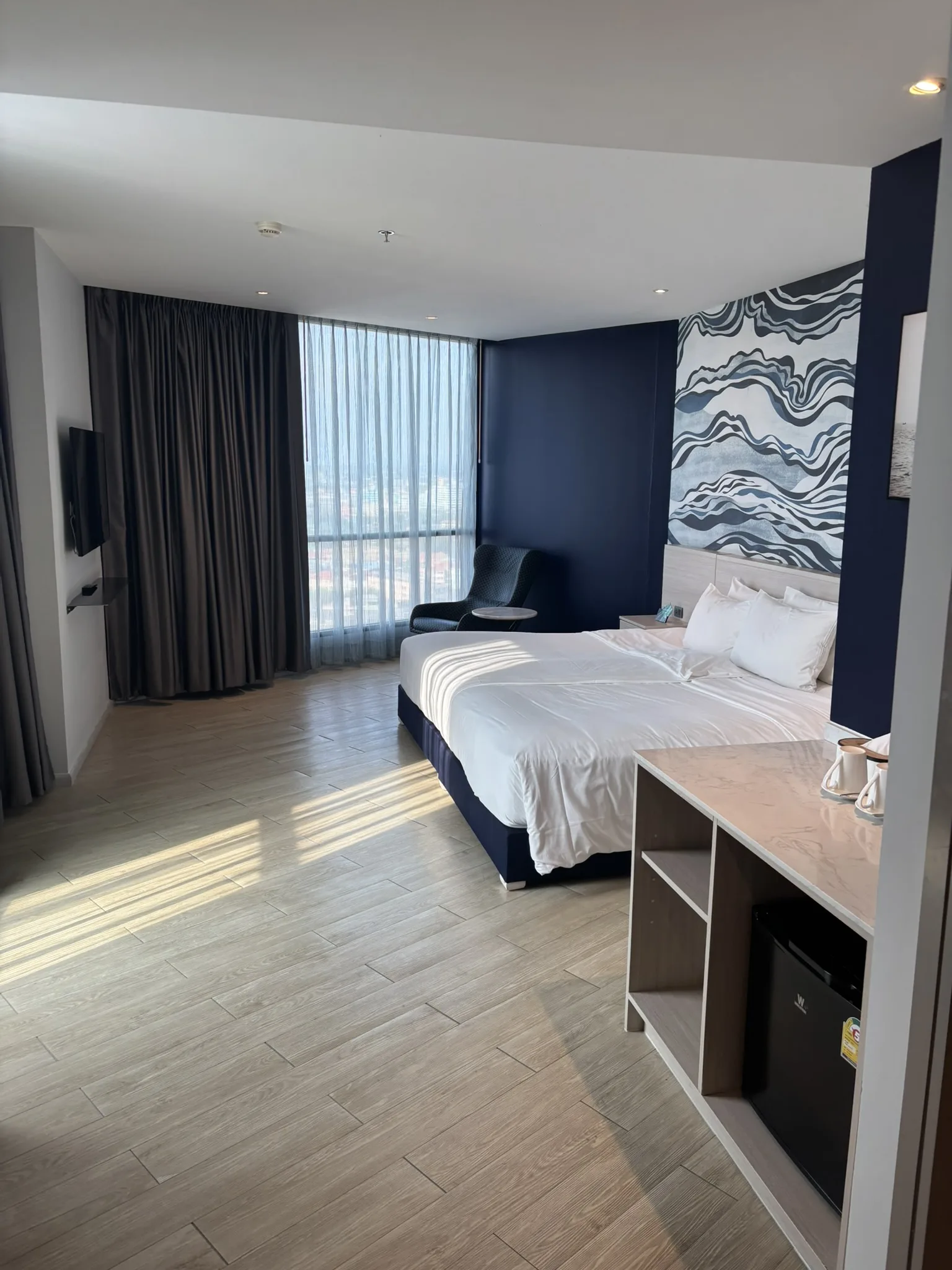 Corner room layout at Brighton Hotel Pattaya