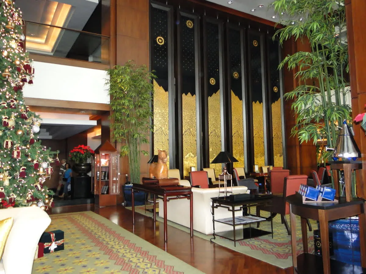 JW Marriott Bangkok hotel lobby interior