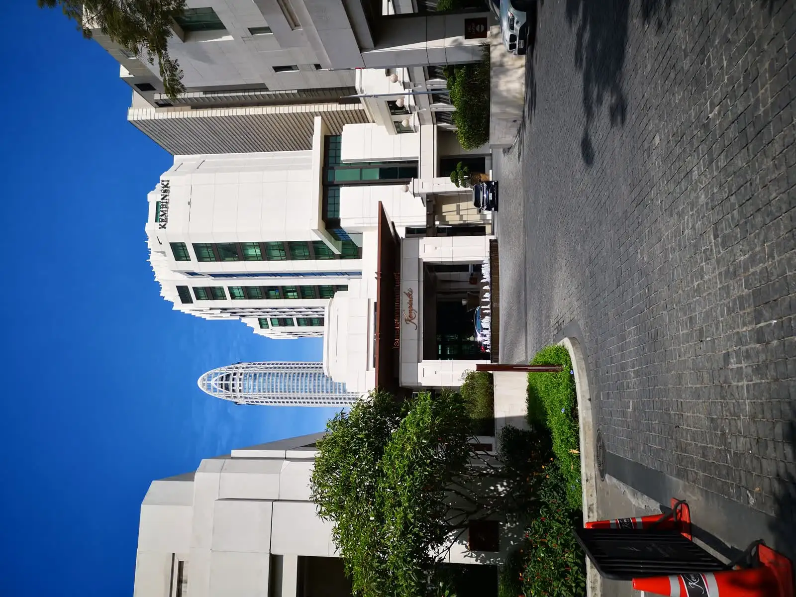 Siam Kempinski Hotel Bangkok exterior