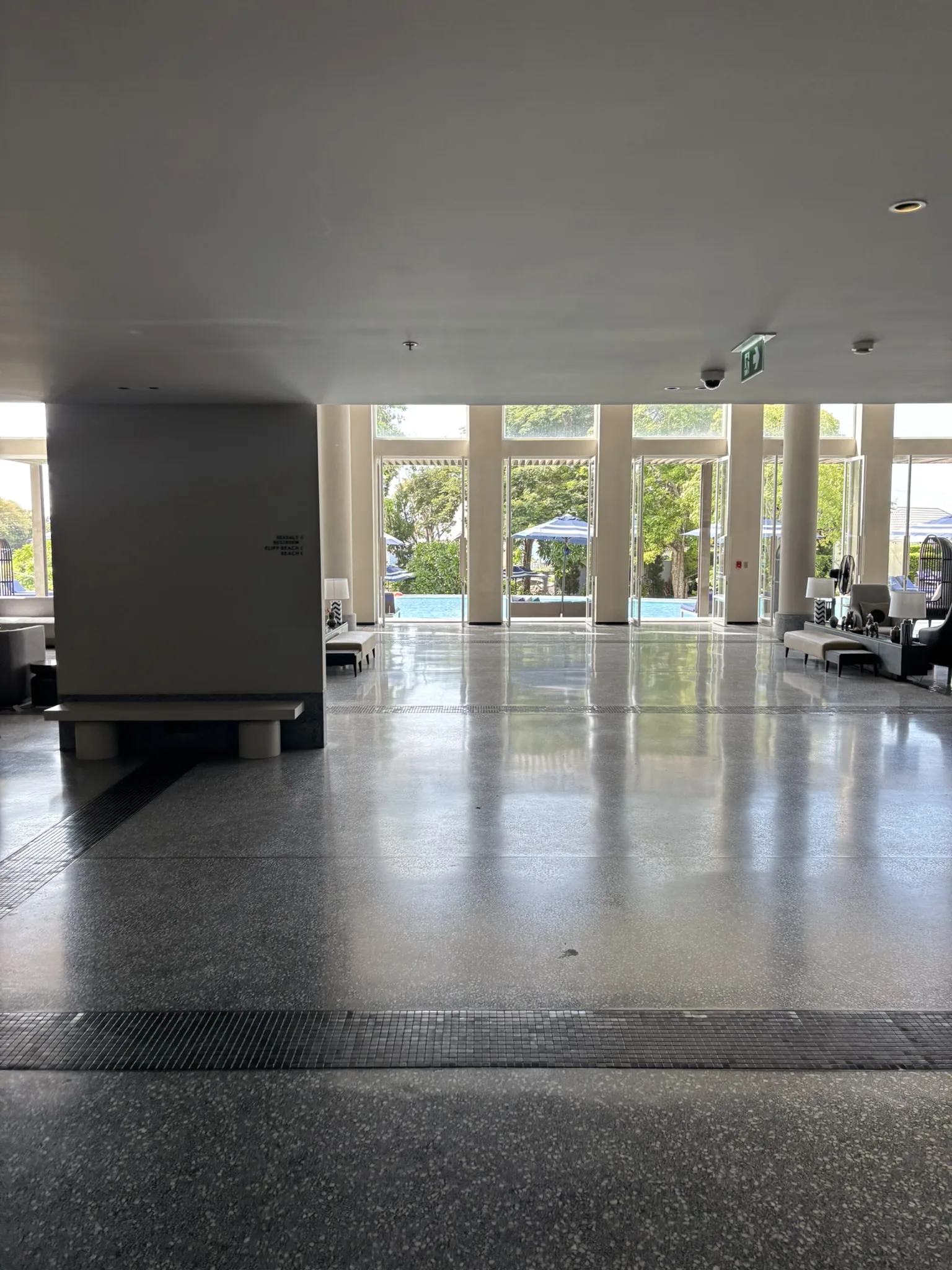 Lobby at Cross Pattaya Pratamnak on Pratamnak Hill