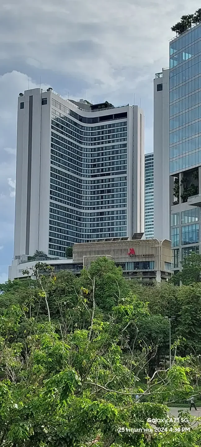 Bangkok Marriott Marquis Queens Park tower exterior